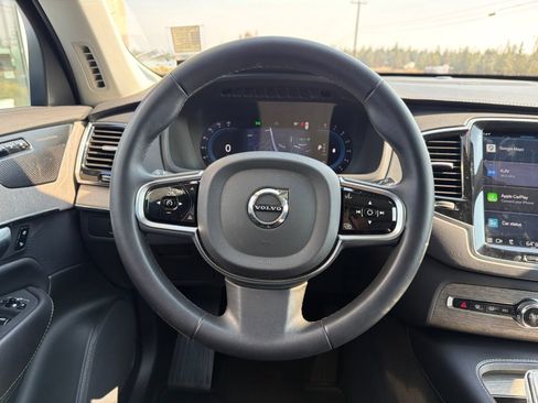 Used 2023 Volvo XC90 B6 Ultimate w/ Protection Package Premier AWD/4WD image 11