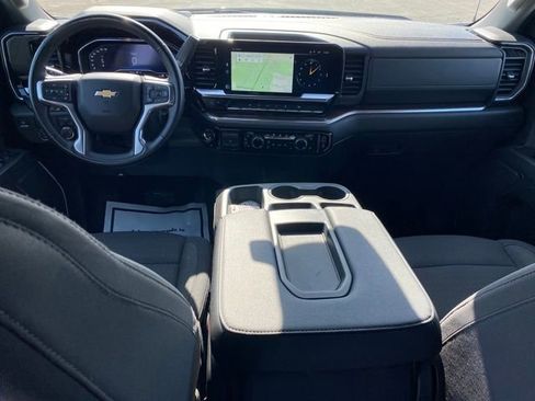 Certified 2025 Chevrolet Silverado 1500 LT image 5