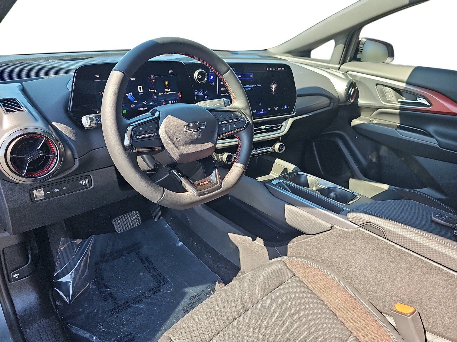 Used 2024 Chevrolet Equinox EV RS FWD image 13