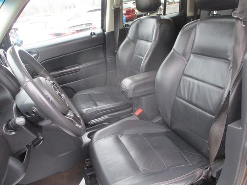 Used 2015 Jeep Patriot High Altitude image 6
