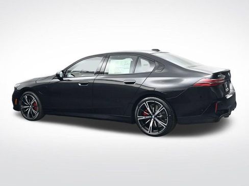 New 2026 BMW 550e xDrive w/ Executive Package AWD/4WD image 7