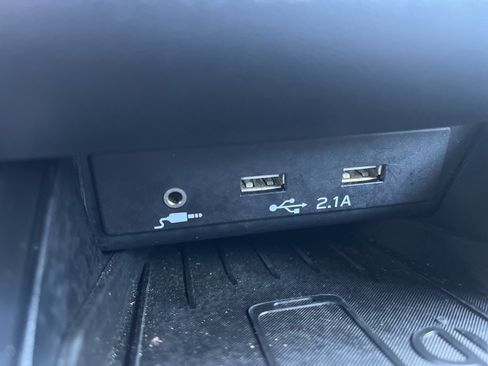 Certified 2021 Subaru Legacy Limited XT image 16