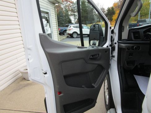 Used 2024 Ford Transit 250 Low Roof w/ Exterior Upgrade Package image 23