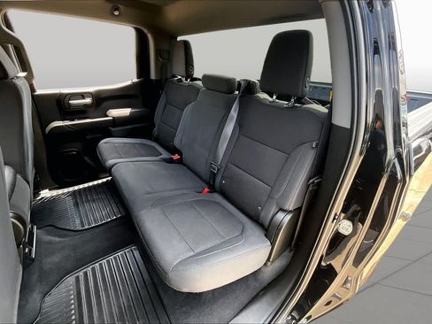 Used 2020 Chevrolet Silverado 1500 Custom w/ Infotainment Package RWD image 21