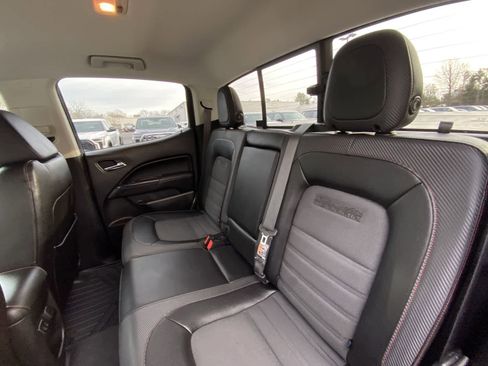 Used 2017 GMC Canyon SLE w/ All Terrain Package image 30