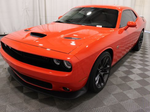 Used 2021 Dodge Challenger R/T Scat Pack RWD image 29
