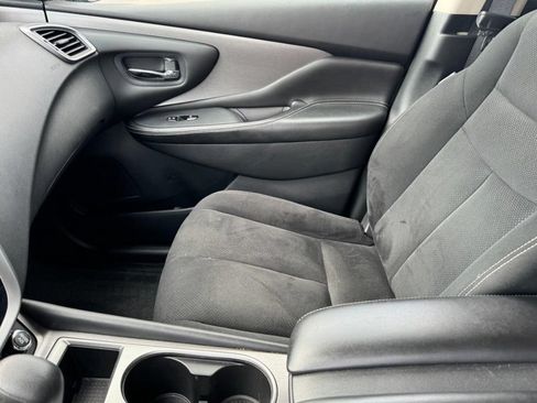 Used 2022 Nissan Murano S AWD/4WD image 13
