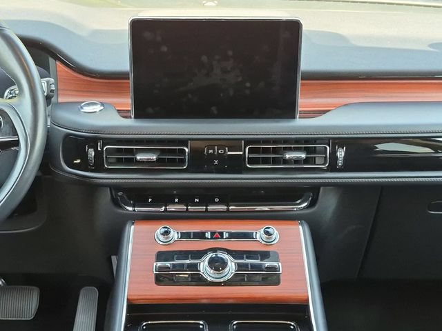 Used 2024 Lincoln Aviator Reserve AWD/4WD image 18