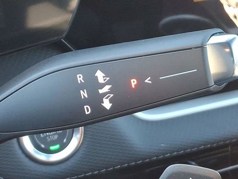 New 2026 Chevrolet Equinox LT w/ Convenience Package II image 7