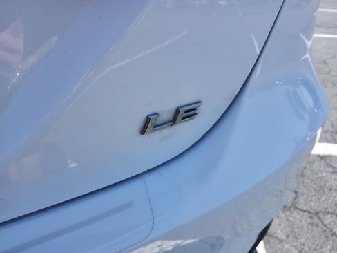 Used 2021 Toyota Camry LE FWD image 20