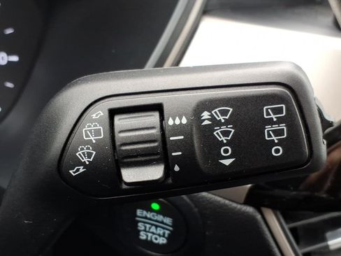 Used 2022 Ford Escape SE w/ Convenience Package image 26