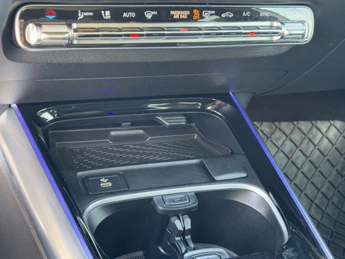 Used 2025 Mercedes-Benz GLA 250 GLA 250 image 24