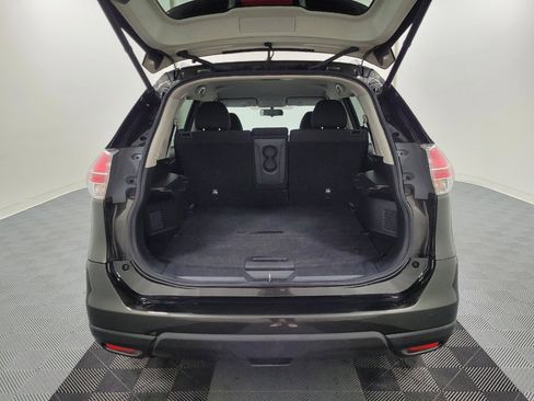 Used 2015 Nissan Rogue SV w/ SV Premium Package FWD image 29