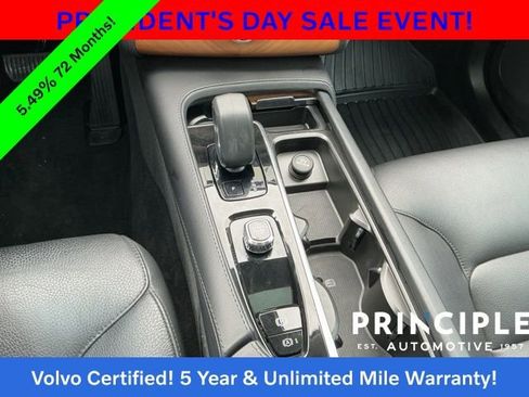 Certified 2023 Volvo XC90 B6 Core w/ Climate Package image 20