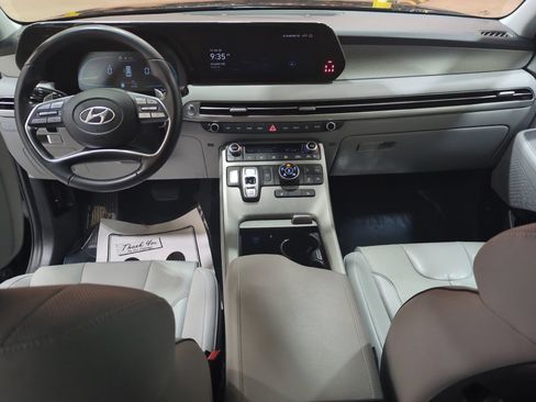 Certified 2025 Hyundai Palisade SEL AWD/4WD image 17