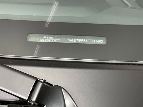 Used 2025 Land Rover Defender 130 V8 image 31