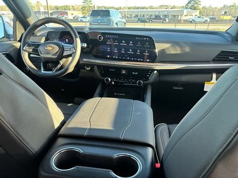 New 2026 Chevrolet Tahoe Premier w/ Sun And Tow Package AWD/4WD image 22