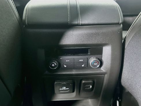 Used 2023 Chevrolet Traverse Premier w/ Redline Edition AWD/4WD image 28