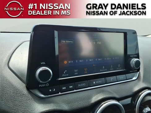 Used 2024 Nissan Sentra S FWD image 16