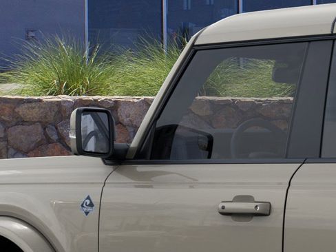 New 2025 Ford Bronco Outer Banks image 22