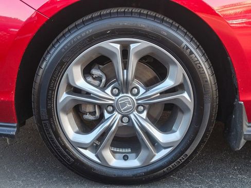 Used 2024 Honda Accord EX image 12