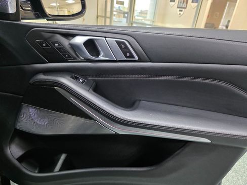 Used 2020 BMW X5 M50i w/ Executive Package AWD/4WD image 34