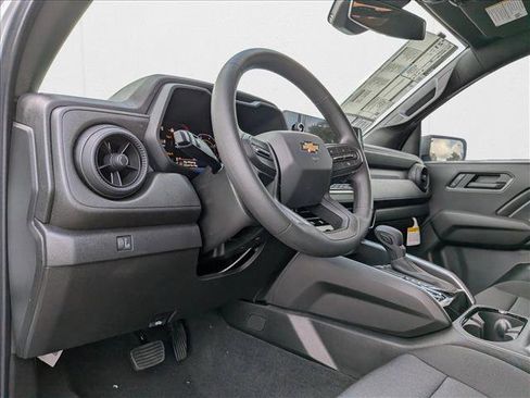 New 2026 Chevrolet Colorado W/T image 9
