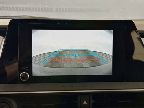 Used 2025 Toyota Prius LE FWD image 23