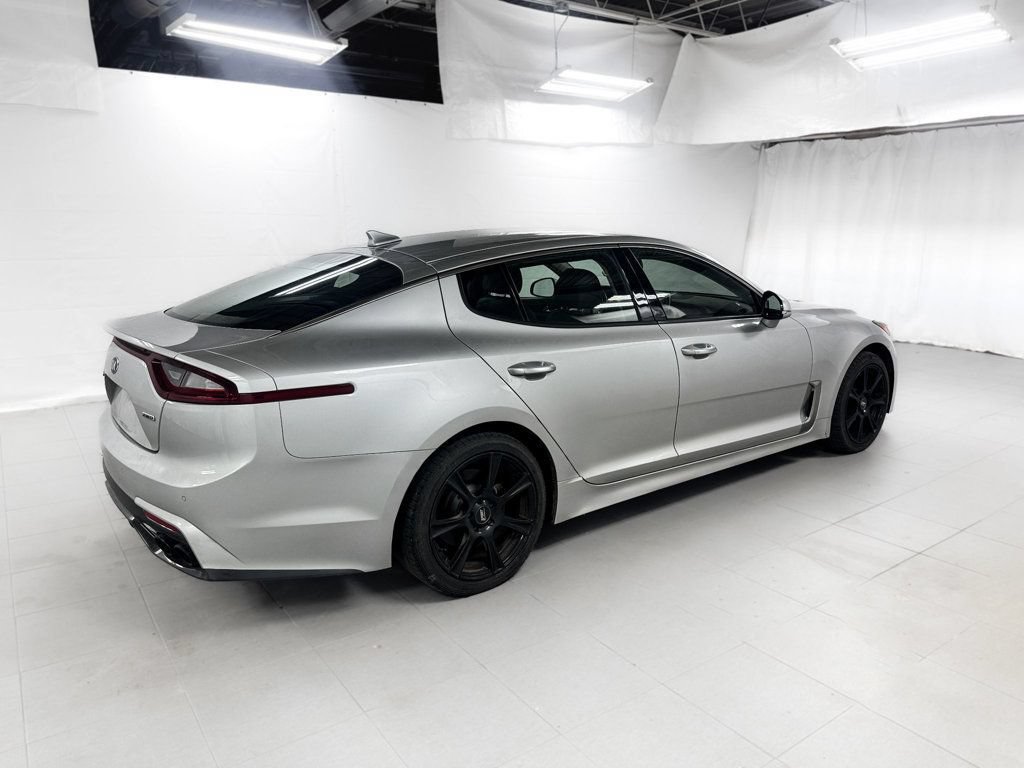 Used 2018 Kia Stinger AWD/4WD image 7