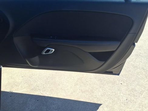 Used 2022 Dodge Challenger R/T RWD image 13