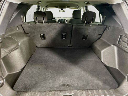 Used 2018 Chevrolet Equinox LT AWD/4WD image 25