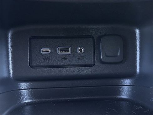 Certified 2021 Chevrolet Equinox LT image 22