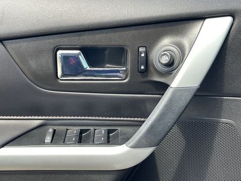 Used 2014 Ford Edge Limited FWD image 21