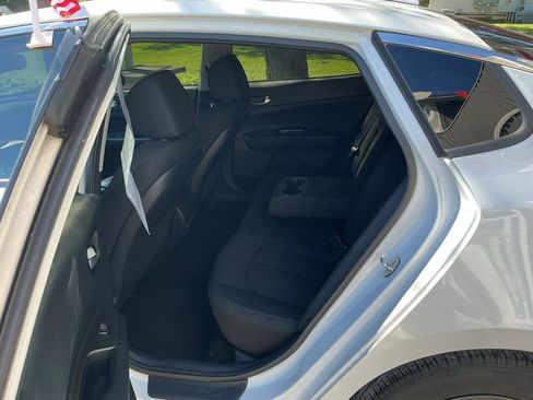 Used 2019 Kia Optima LX FWD image 15