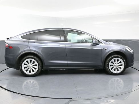 Used 2021 Tesla Model X Long Range image 7