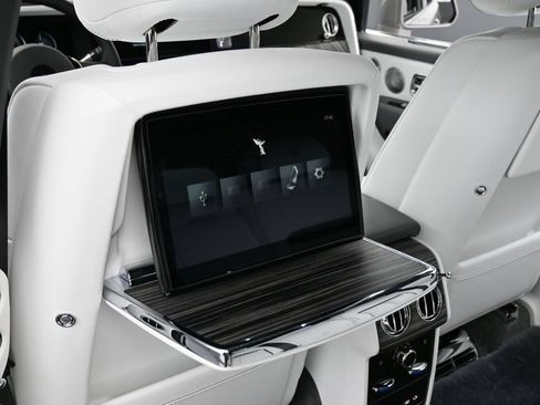 New 2026 Rolls-Royce Cullinan AWD/4WD image 26