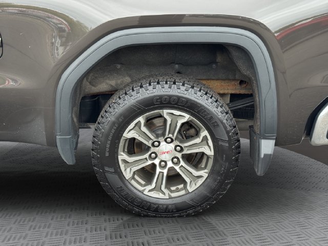 Used 2021 GMC Sierra 1500 SLE w/ X31 Off-Road Package AWD/4WD image 31