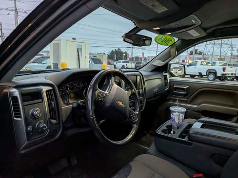 Used 2018 Chevrolet Silverado 1500 LT image 5