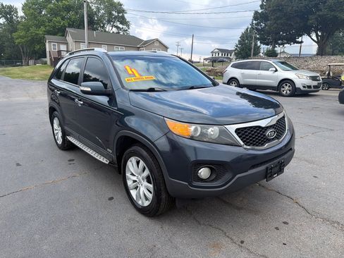 Used 2011 Kia Sorento EX w/ Premium Pkg AWD/4WD image 4