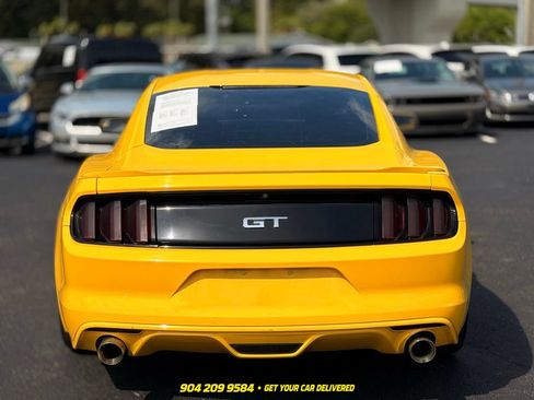 Used 2017 Ford Mustang GT RWD image 6