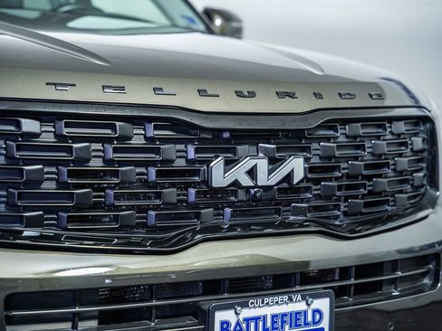 Used 2022 Kia Telluride SX w/ SX Prestige Package image 13