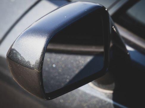 Used 2018 Chevrolet Corvette Stingray Coupe w/ 1LT RWD image 5