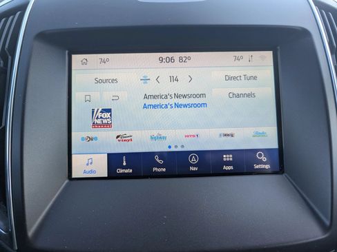 Used 2020 Ford Edge Titanium w/ Equipment Group 301A FWD image 14