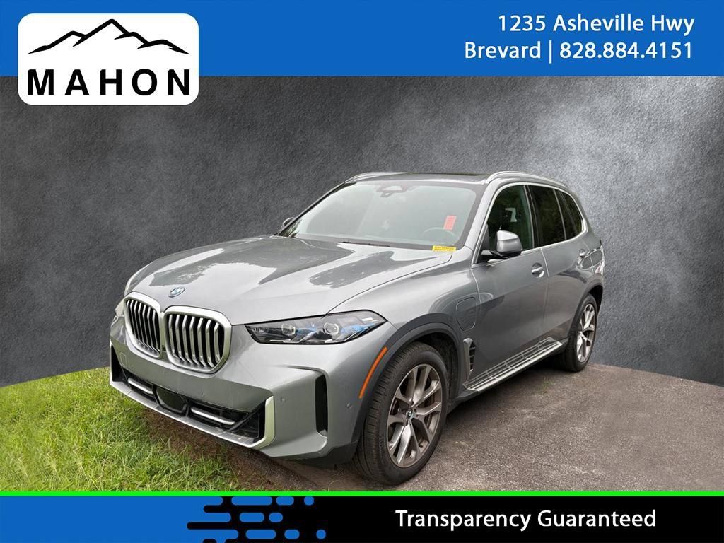 Used 2025 BMW X5 xDrive50e AWD/4WD image 1