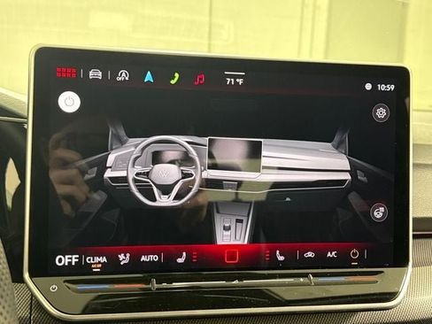 New 2026 Volkswagen GTI SE FWD image 31
