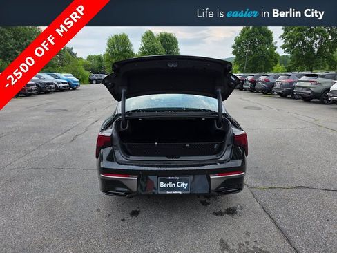 New 2025 Kia K5 LXS image 9