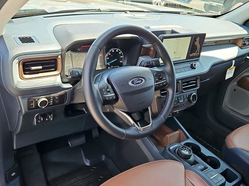 Used 2023 Ford Maverick Lariat w/ Lariat Luxury Package AWD/4WD image 28