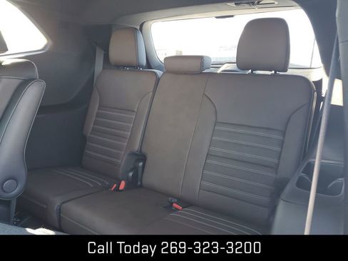 New 2026 GMC Acadia Denali Ultimate w/ LPO, Floor Liner Package image 17