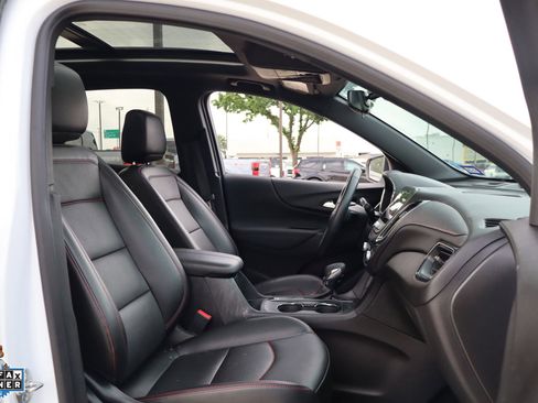 Used 2024 Chevrolet Equinox RS w/ RS Leather Package FWD image 29