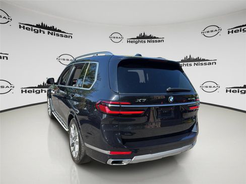 Used 2025 BMW X7 xDrive40i AWD/4WD image 5